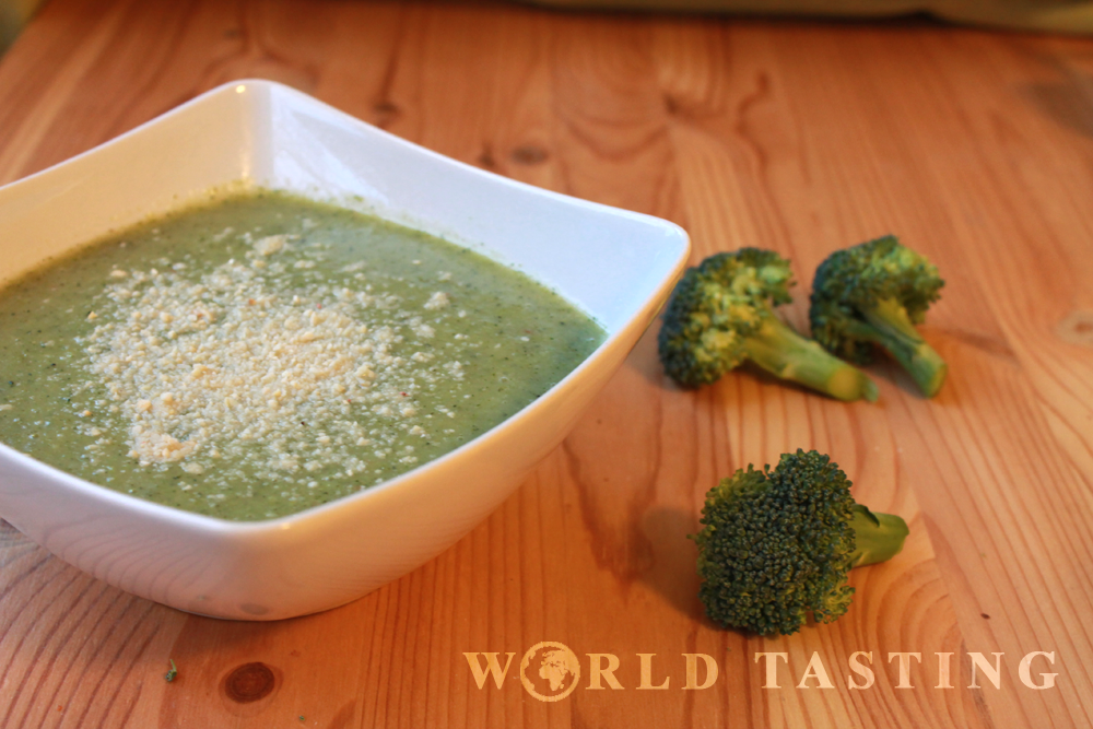 Spicy creamy broccoli soup, a healthy recipe