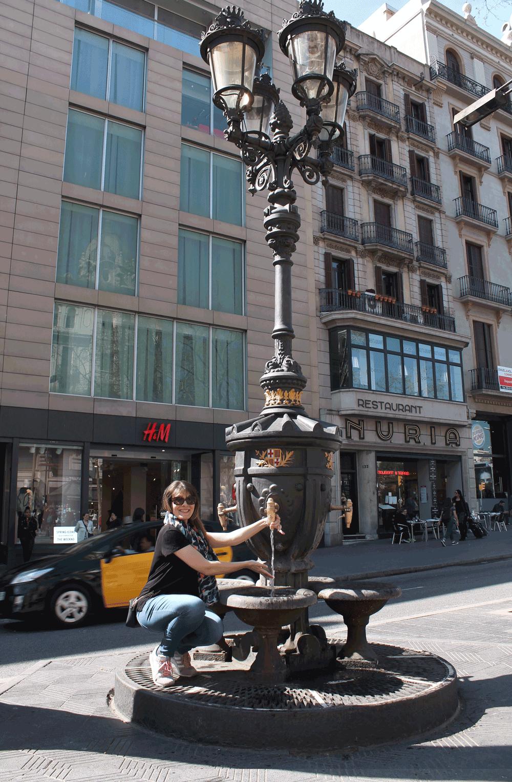 Exploring the Gothic Quarter in Barcelona with Free Walking Tours Barcelona