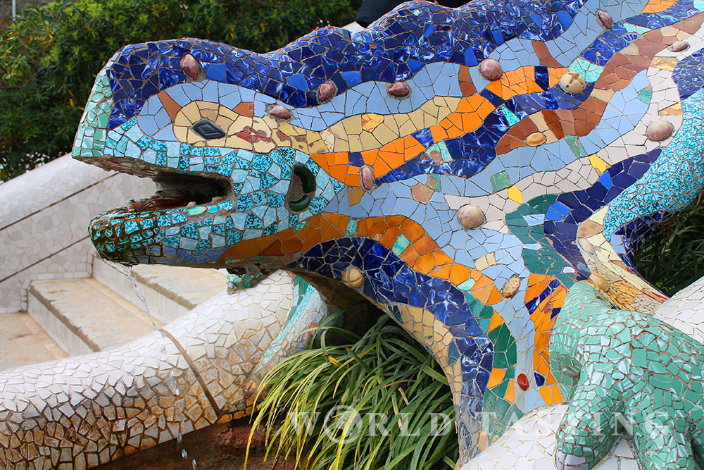 gaudi-barcelona-park-guell-2