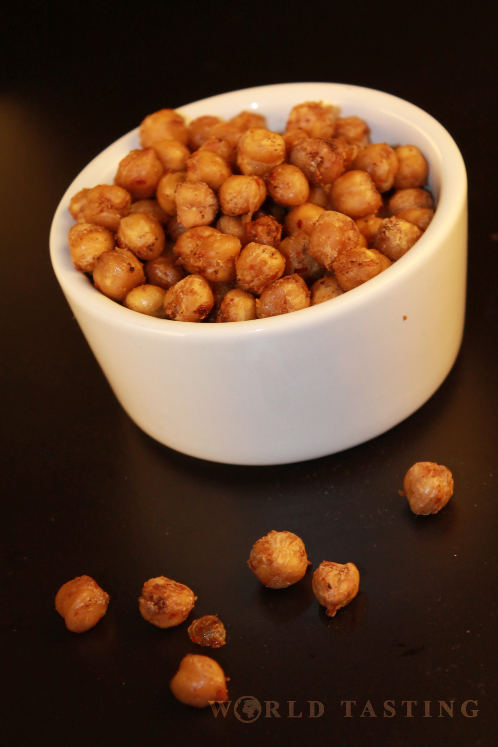 Healthy Snacks: Spicy Crispy Oven Roasted Chickpeas Recipe